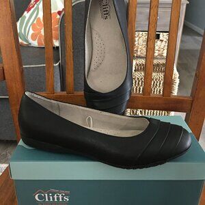 Cliffs Ballet Flats Shoes Women's Size 9.5 Black Slip On